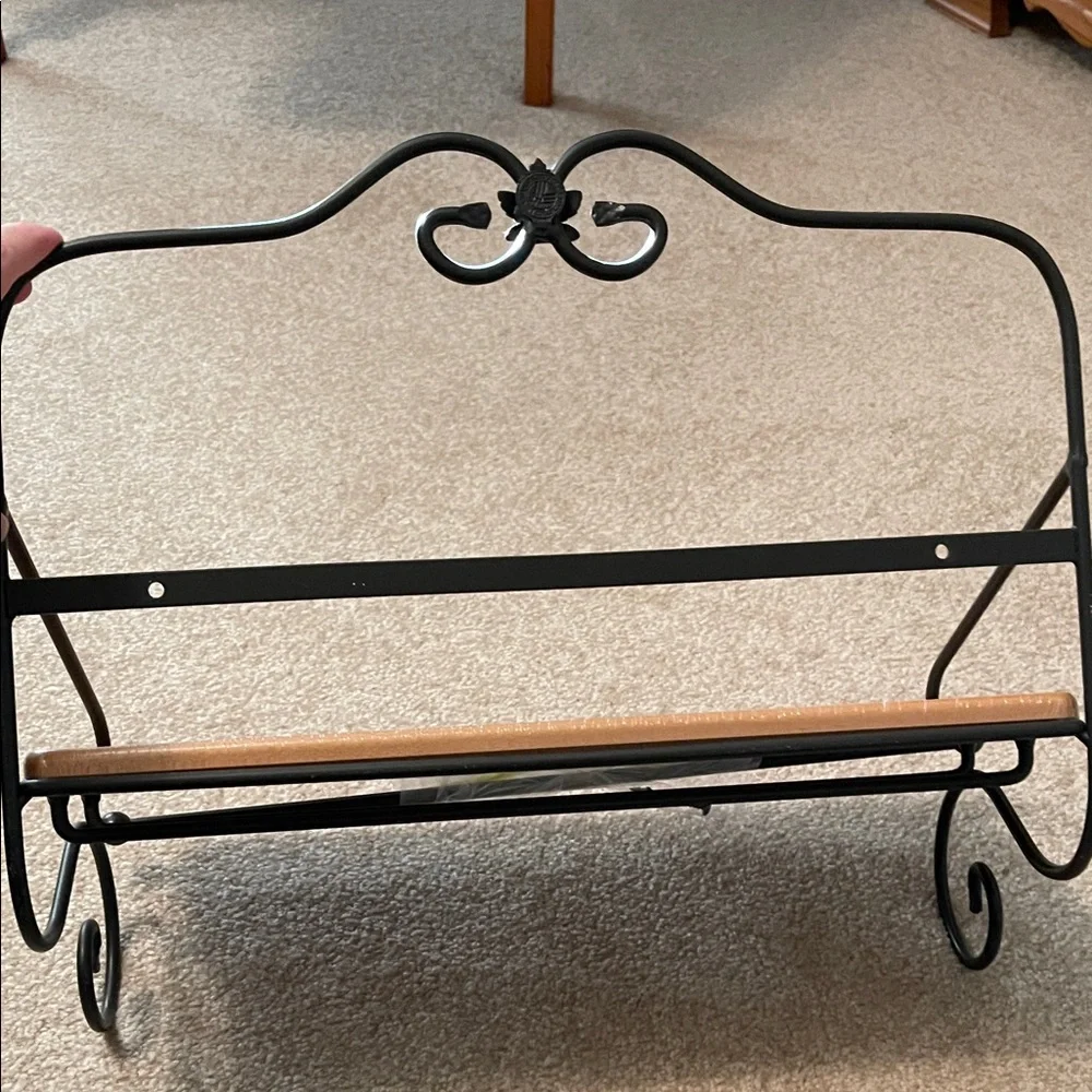 Longaberger Maple WoodCrafts Utility Shelf and towel rod